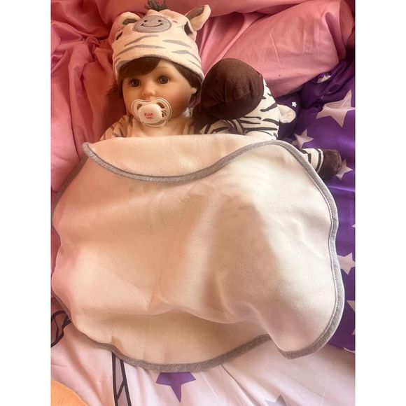 Aori Lifelike Reborn Baby Dolls That Look Real In Soft With Zebra 22 Inch - Picture 1 of 3